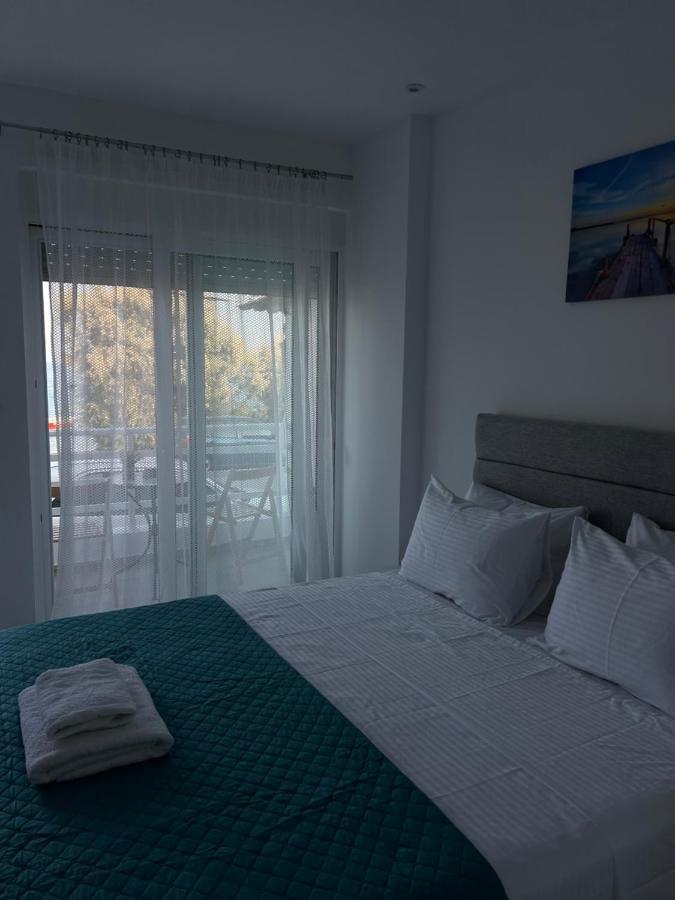 Chrisanthi Apartments أرخانجلوس المظهر الخارجي الصورة